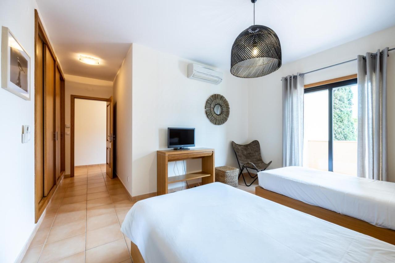 Aum Praia Da Luz Resort Apartment Екстер'єр фото